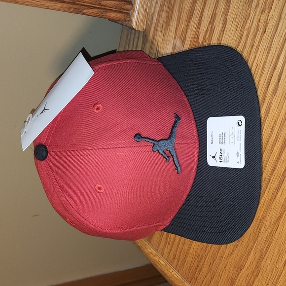 JORDAN SNAPBACK HAT